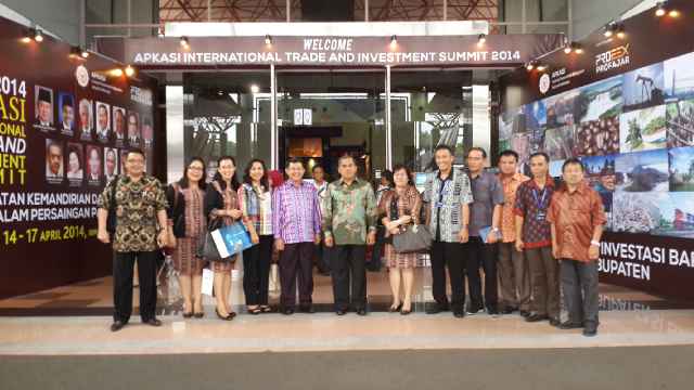 Hadiri 2nd AITIS 2014, JWS Sambangi Stand Minahasa